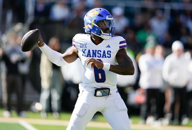 Kansas QB Jalon Daniels (knee) recovering from minor surgery