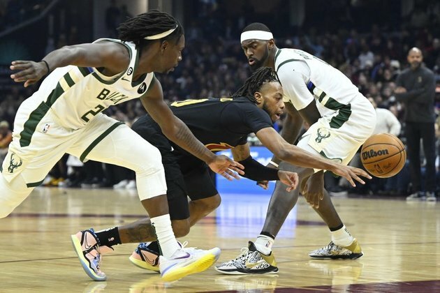 Evan Mobley (38 points) leads Cavaliers past Bucks