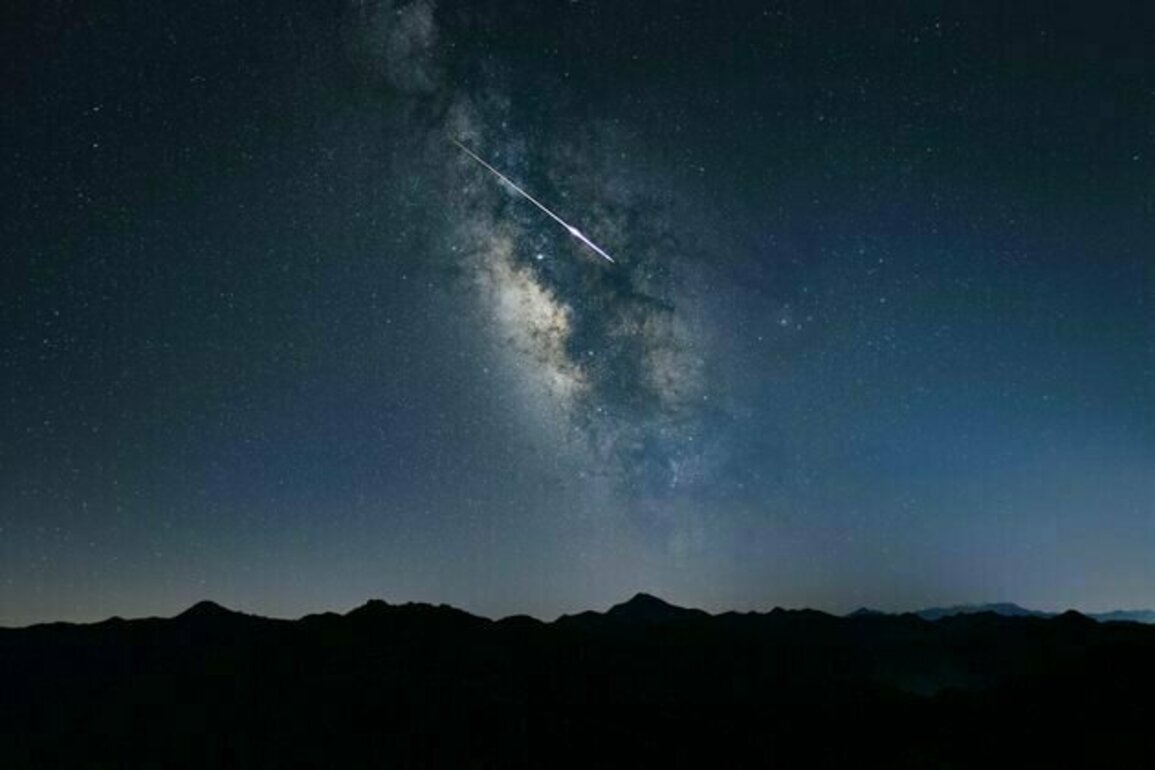 Tiny crystals in Earth's crust have captured the movement of the Milky Way's spiral arms