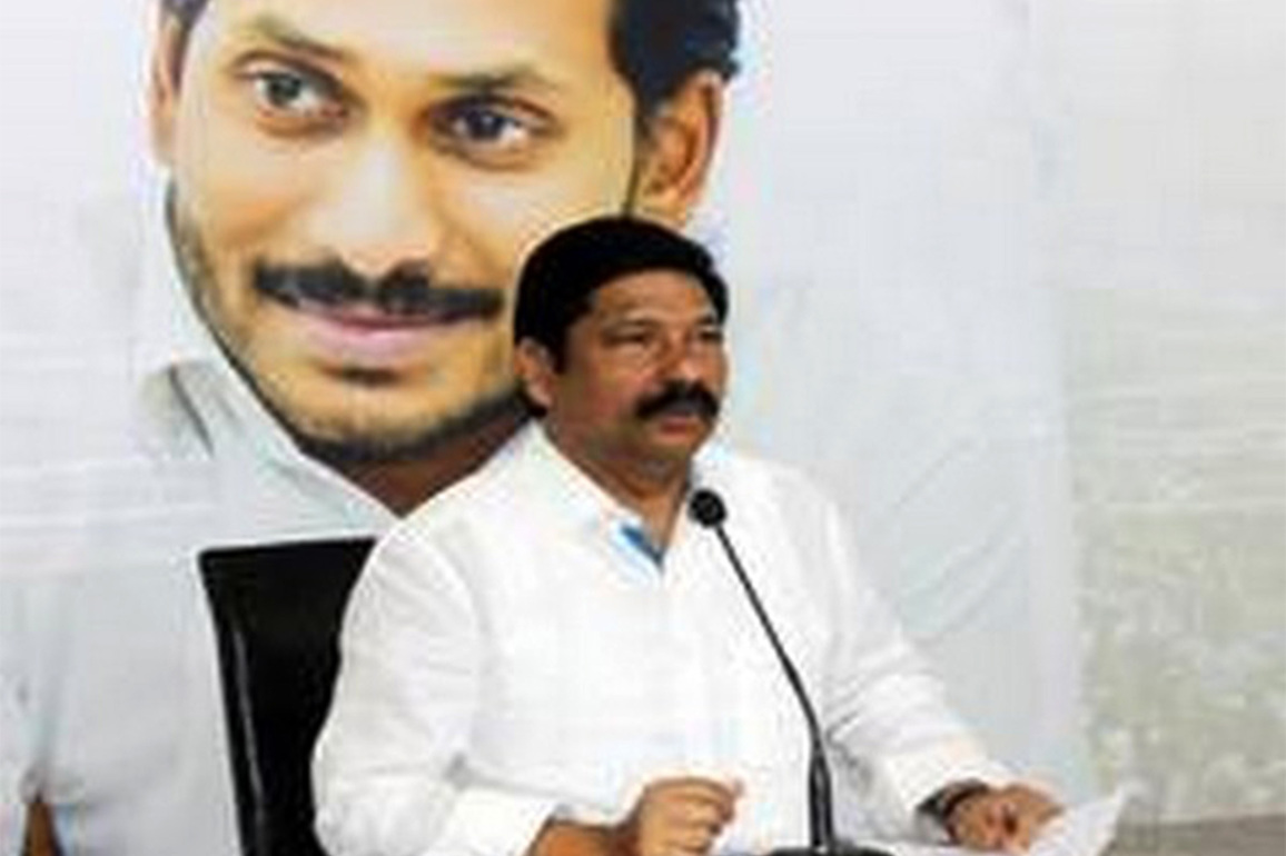 "Nara Lokesh to be held responsible for any harm to my family", says former minister Jogi Ramesh attack on his house