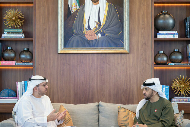 Hamdan bin Zayed receives Etihad Rail delegation, reviews progress on national railway project
