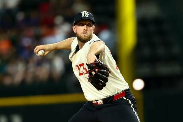Rangers close in on Astros with walk-off win