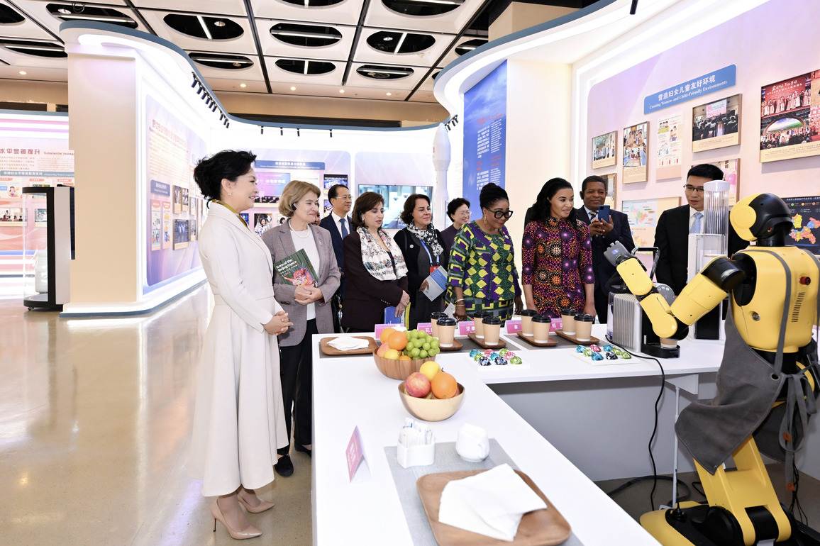 CHINA-BEIJING-PENG LIYUAN-DIGITAL AND INTELLIGENT EMPOWERMENT FOR WOMEN AND GIRLS-EXHIBITION (CN)