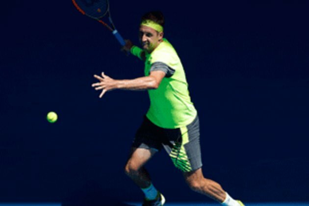 Sandgren upsets Fognini to make Open last eight
