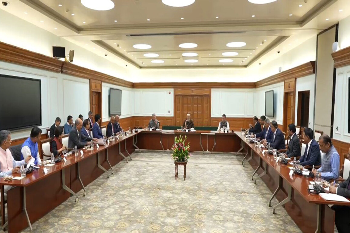 CEOs, experts from AI field meet PM Modi, hail his vision for ensuring universal access to technology