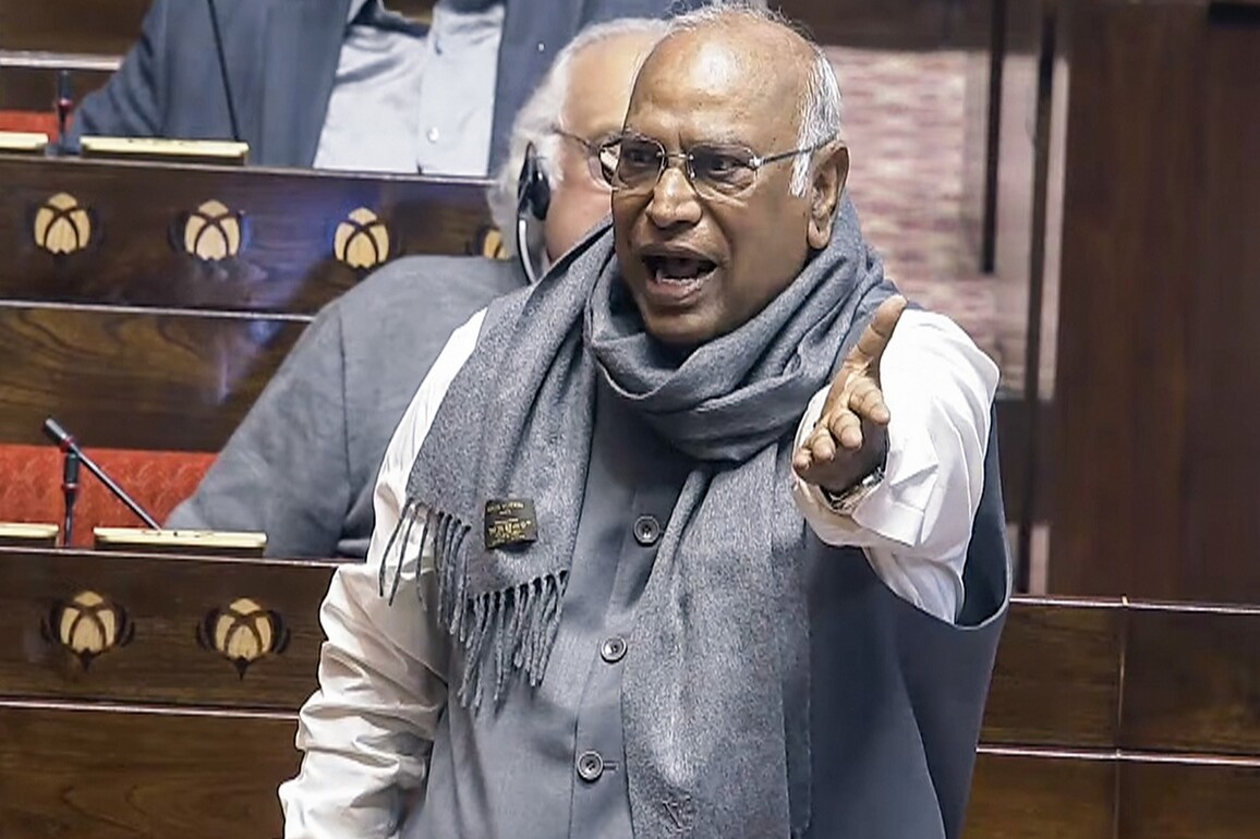 Mallikarjun Kharge condoles loss of lives in Goa's Arpora clubfire mishap, calls for comprehensive probe