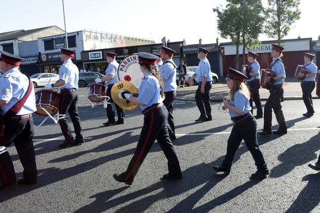 Orange Order parade passed Belfast interface without incident