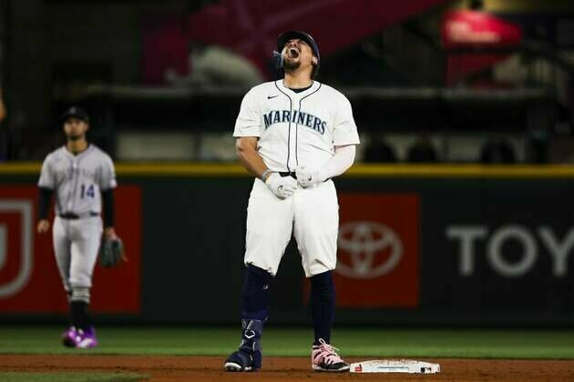 Mariners 1B Josh Naylor returns to team, back in lineup for Game 3 at Tigers