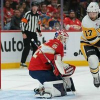 Sidney Crosby tallies 3 points as Penguins extend Panthers' slump