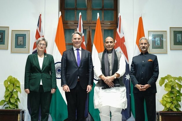 India and Australia discuss deepening ties
