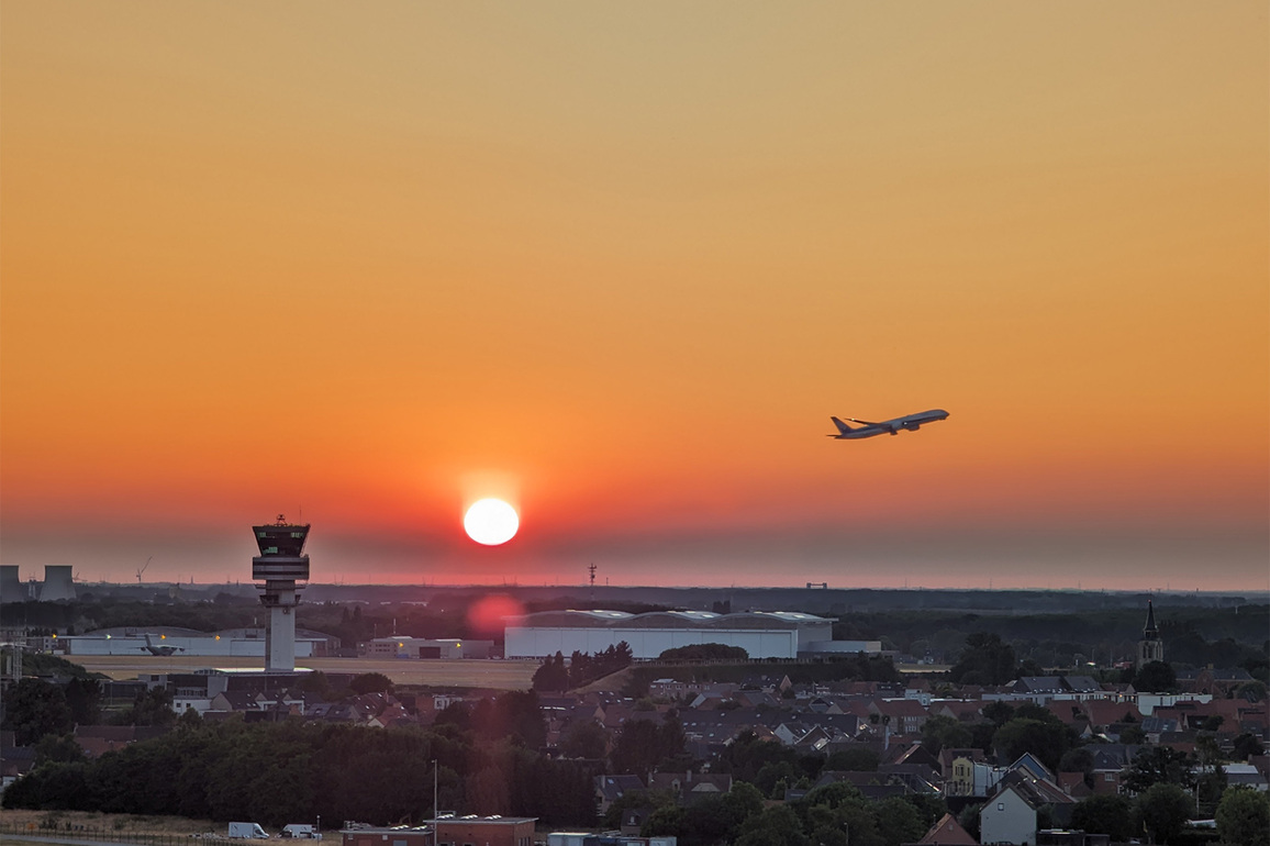Belgium: Drone sightings force temporary closure of Brussels Airport; PM De Wever convenes security meeting