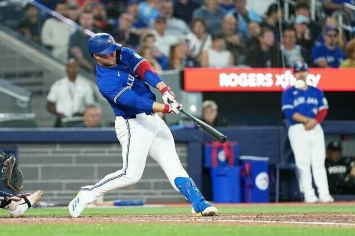 Jays place 1B Ty France on IL, activate OF Anthony Santander