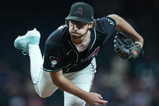 Diamondbacks take aim at streaking Dodgers
