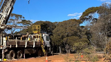 Drilling at Mt Jackson. Credit: Falcon