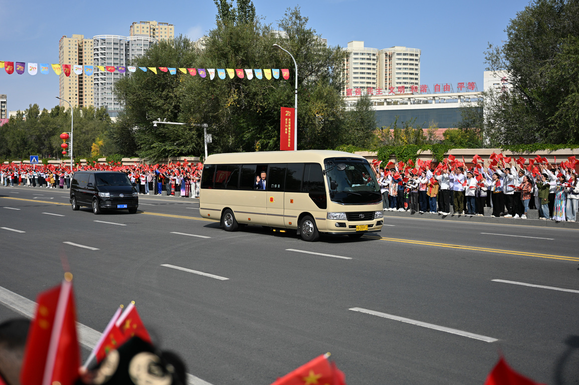 CHINA-XINJIANG-URUMQI-FOUNDING ANNIVERSARY-XI JINPING-ARRIVAL (CN)