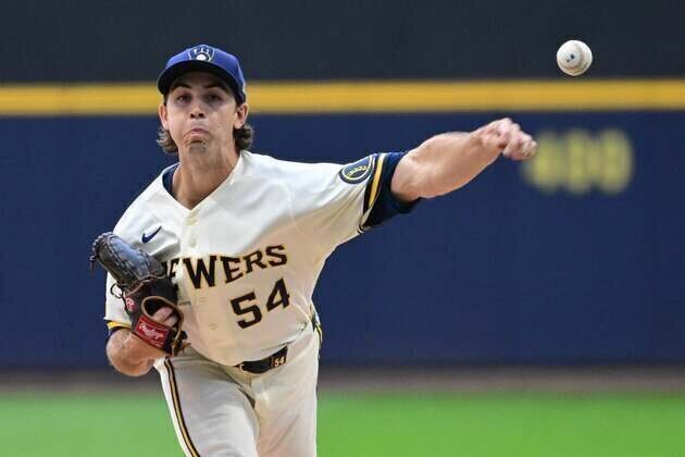 Brewers, Cubs set for critical NL Central matchup