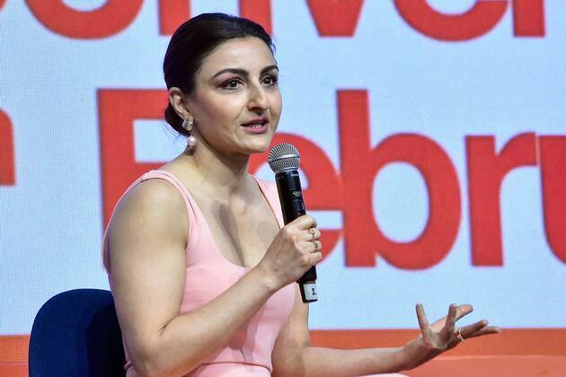 "The world is a different, scarier place": Soha Ali Khan on why she stopped sharing daughter Inaaya's photos online
