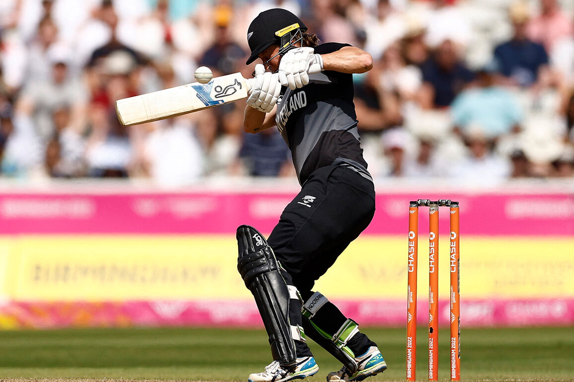 NZ star Sophie Devine becomes 10th-highest run-getter in ICC Women's World Cup