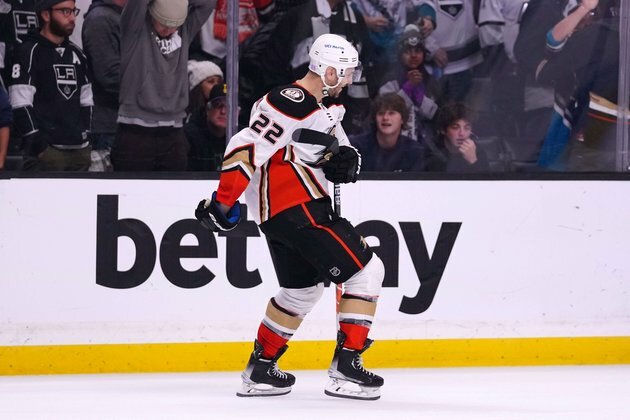 Ducks cap back-to-back set with game vs. rested Knights