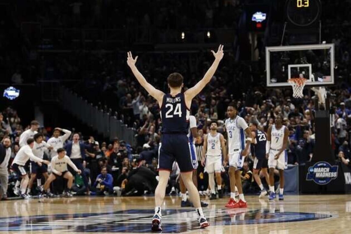 No. 2 UConn stuns No. 1 Duke on Braylon Mullins' last-second heave