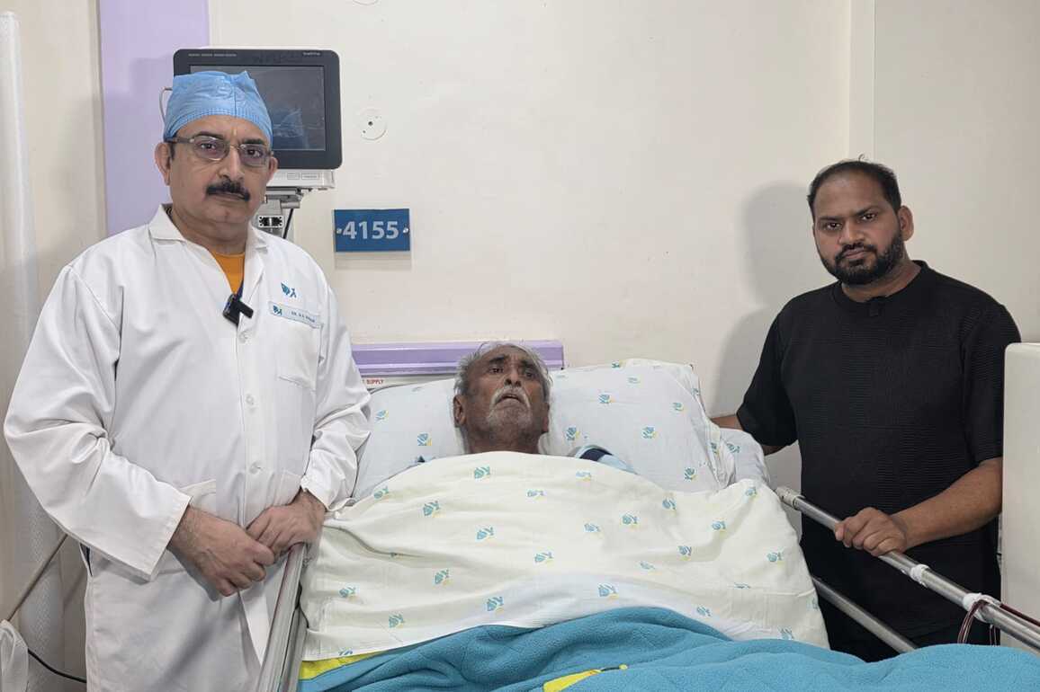 Delhi: Team of specialists at Indraprastha Apollo Hospital saves 66-year-old from "Ticking Time Bomb" aortic rupture