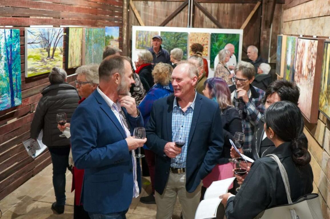 Entries open for prestigious art show celebrating Australian landscape