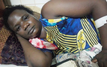 Omusuubuzi eyakubwa essasi mu kabina alongooseddwa