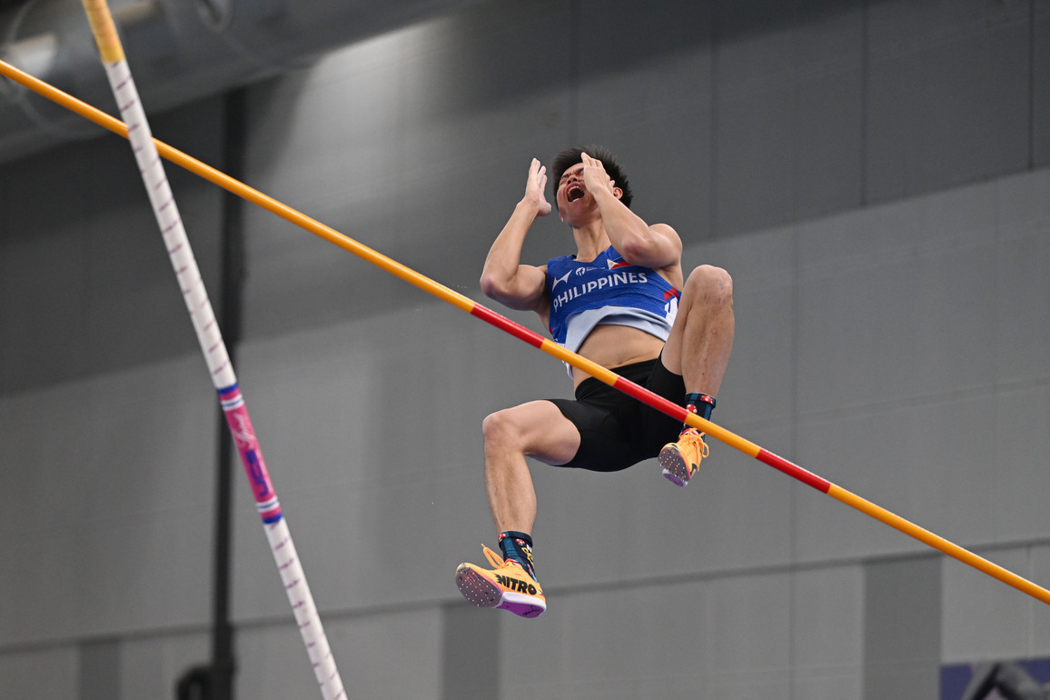 (SP)CHINA-TIANJIN-ATHLETICS-ASIAN INDOOR CHAMPIONSHIPS-MEN'S POLE VAULT (CN)