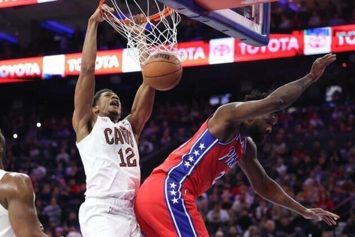 Report: Cavs F De'Andre Hunter to Kings for guards Dennis Schroder, Keon Ellis