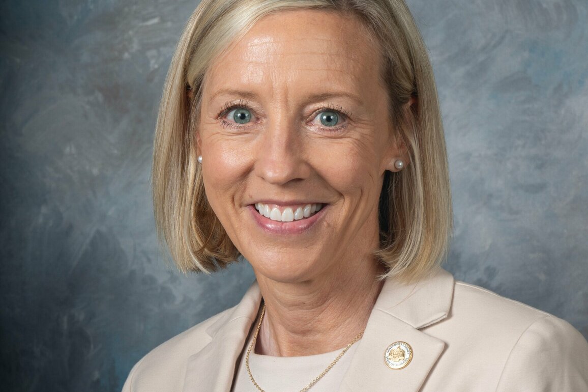 Gov. Kay Ivey appoints new secretary for Alabama Department of Early Childhood Education - WAKA 8