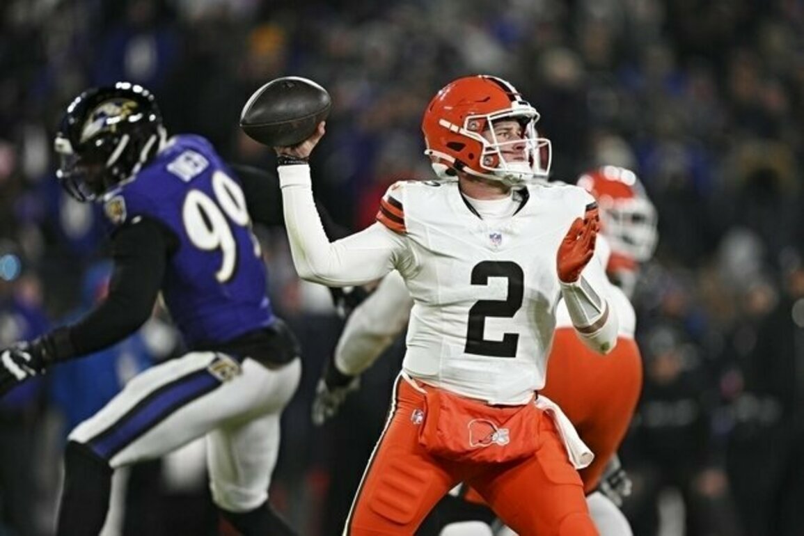 Reports: Chiefs bring back QB Bailey Zappe, RB Kareem Hunt
