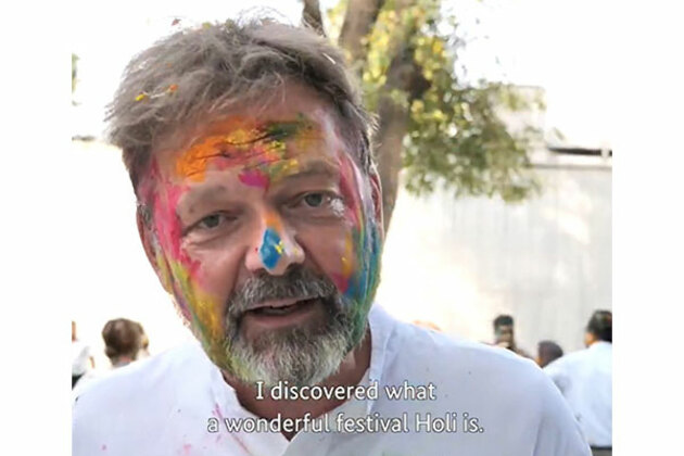 Foreign diplomats extend Holi greetings, celebrate festival of colours