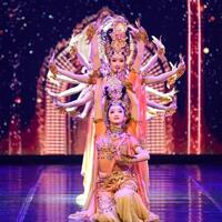 Mideast in Pictures: Chinese troupe celebrates upcoming Spring Festival with performances in Algeria