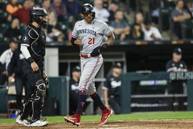 Twins, potentially without Carlos Correa, prepare for Reds