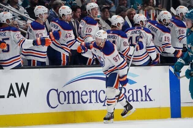 Five NHL teams could clinch playoff spots Saturday
