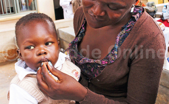 Madiang n’omwana we alina sikoseero. Madiang n’omwana we alina sikoseero.