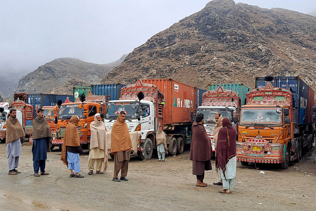 Afghanistan-Pakistan trade slips to USD 1.1 billion in first half of 2025