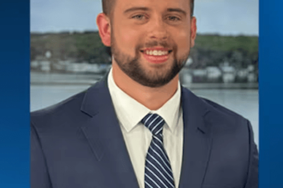 Iowa Weekend Anchor Moves into Sales