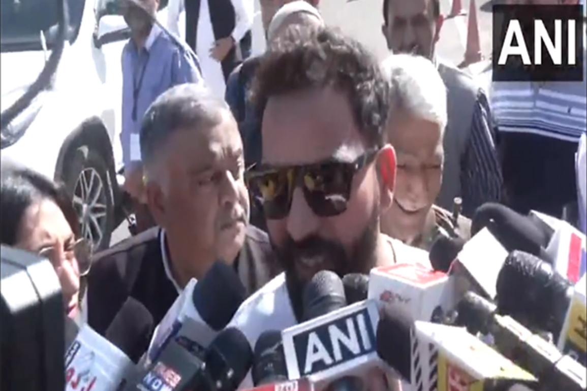 "Muslims and Hindus both drink": AAP MLA Mehraj Malik criticizes BJP over alcohol issues