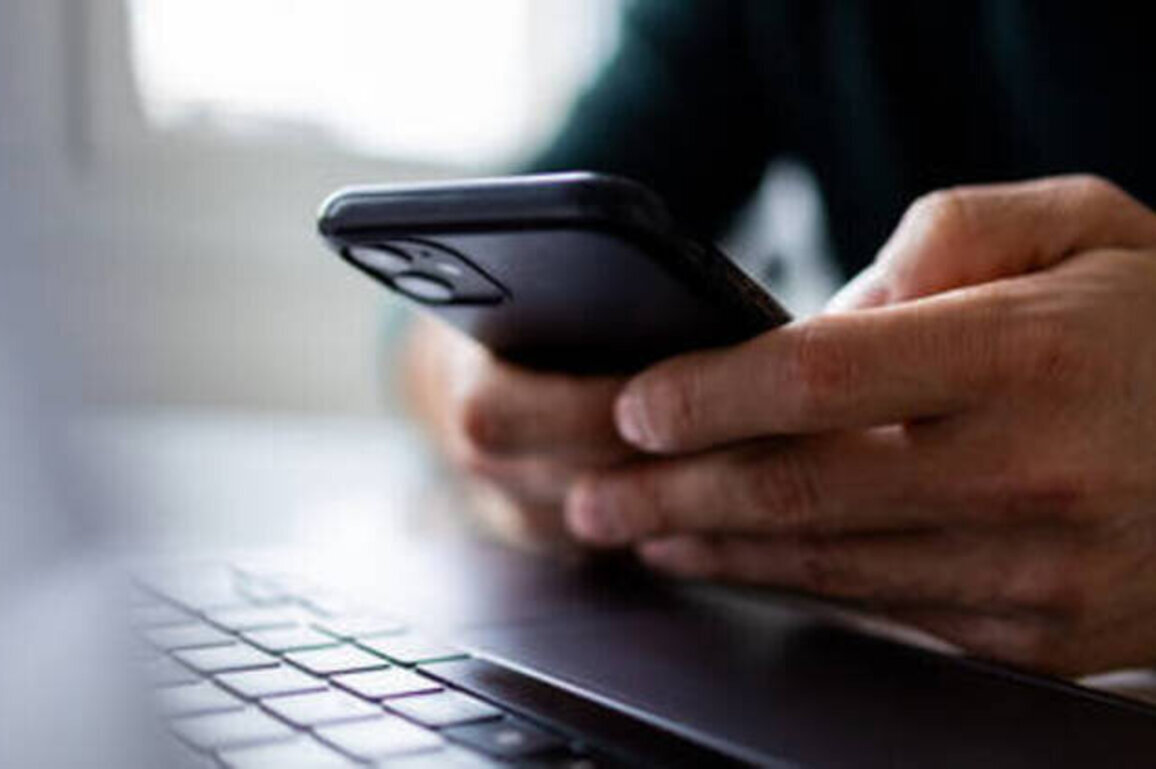 Retired US Army officer jailed for sharing secrets with online date