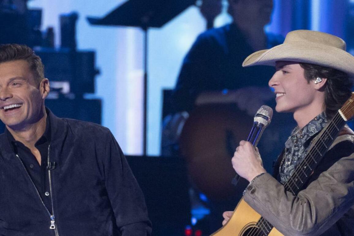 La.'s John Foster now part of 'American Idol's' top 7.  - Movies-TV