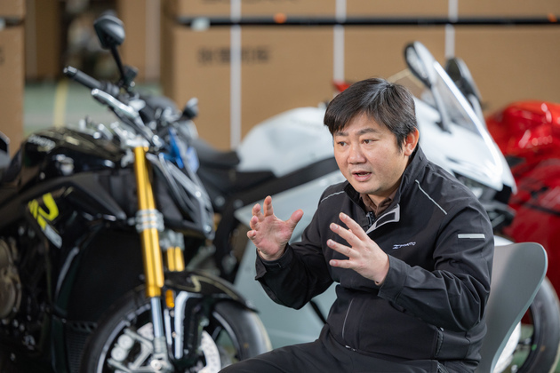 Paths and pedigrees: Self-made motorcycle entrepreneur a fresh career inspiration for Chinese youth