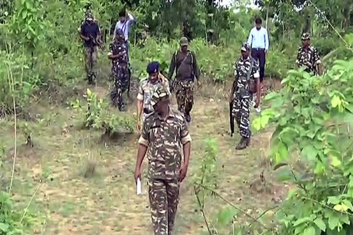 Chhattisgarh: Two Naxals killed in encounter with security forces, 1 DRG personnel laid down