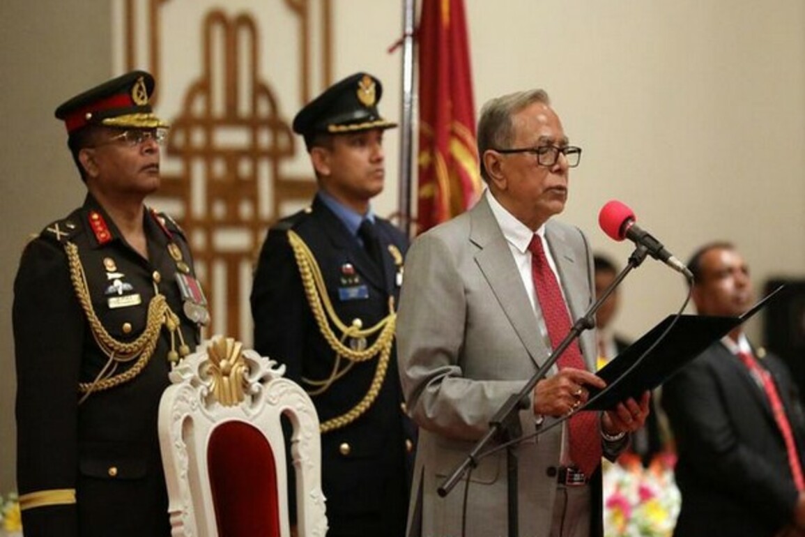 Bangladesh's former President Abdul Hamid leaves country
