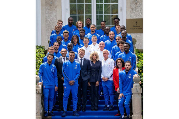 French President Macron meets national team ahead of departure for FIFA WC