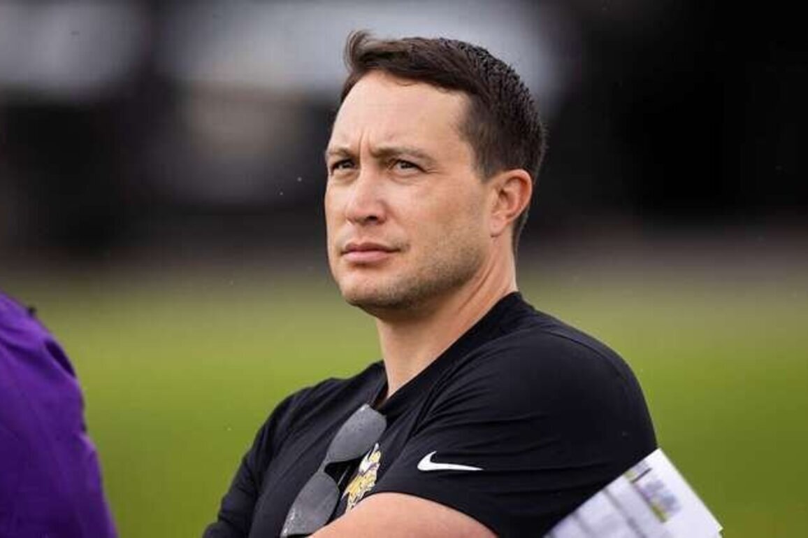 Mailbag: Nolan Teasley's Introduction as Vikings GM