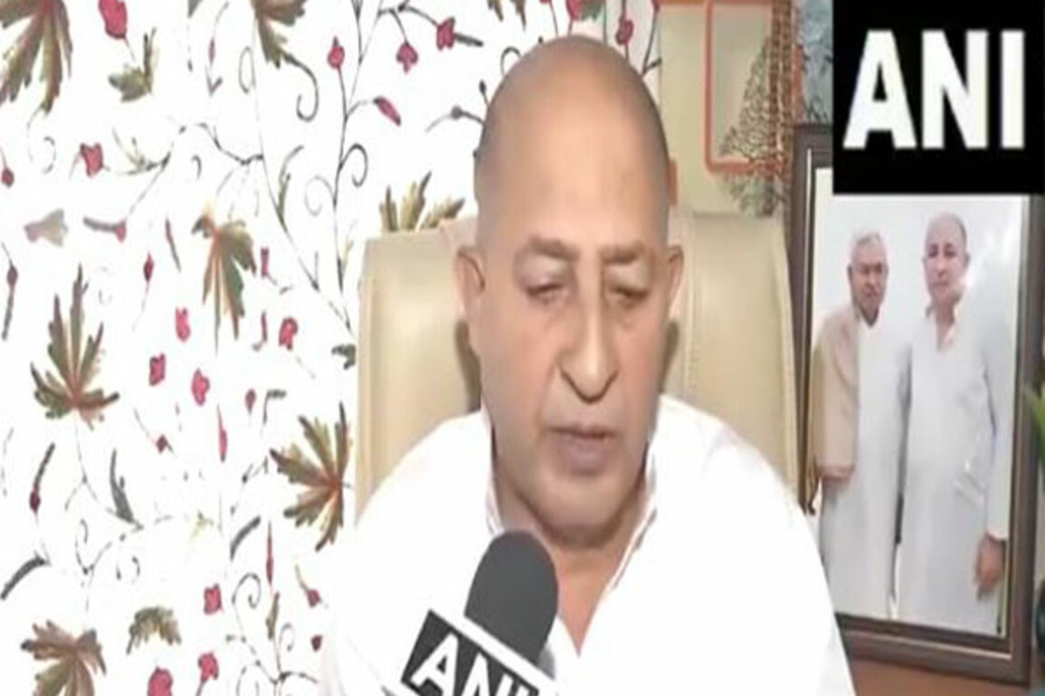 "Organisations that spread terror in country should be banned immediately": J-K JD(U) president GM Shaheen