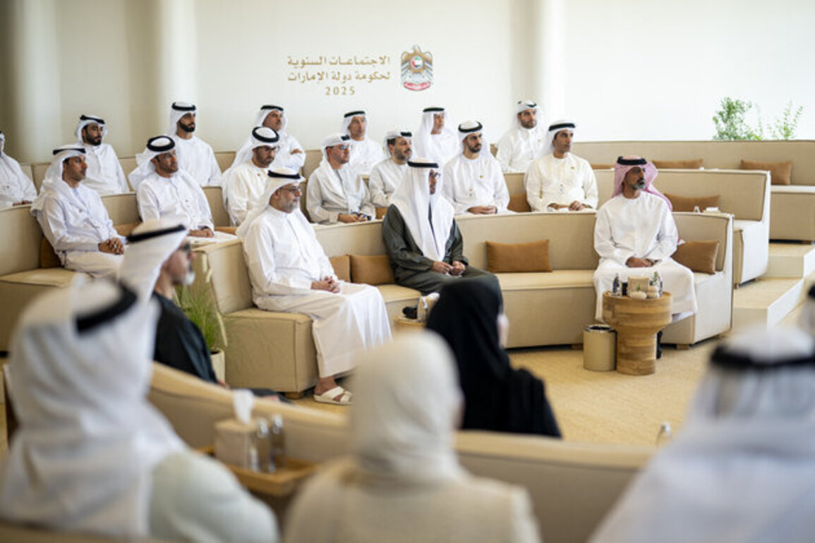 UAE President attends session on National Family Growth Agenda 2031, declares 2026 Year of the Family