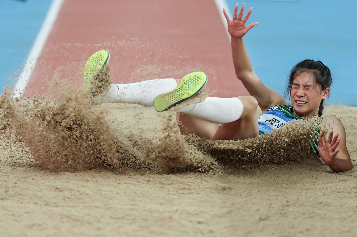 (SP)CHINA-15TH NATIONAL GAMES-ATHLETICS-WOMEN'S TRIPLE JUMP-FINAL (CN)