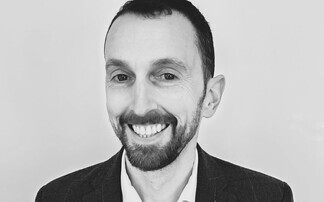 Are financial services middle managers stuck between a rock and a hard place?